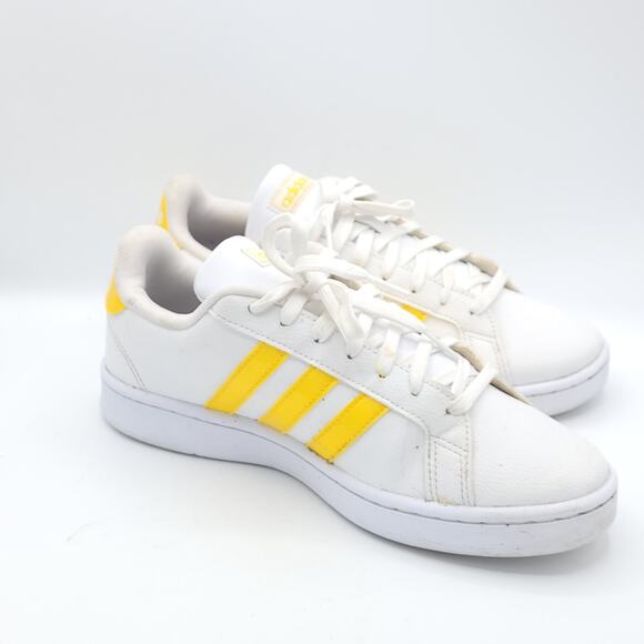 Adidas Grand Court White Yellow Stripe Superstar Casual EE9687 Womens size 9.5 - Picture 3 of 9